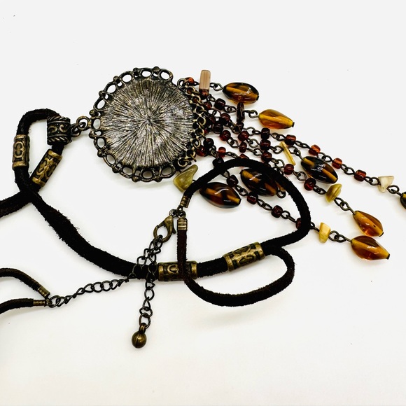 Vintage Inlay Ornate Medallion Necklace - Picture 8 of 17